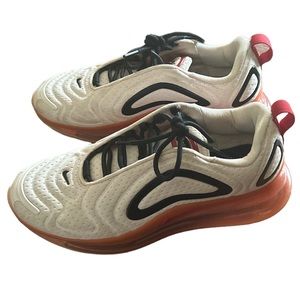 Nike Air Max 720
Light Soft Pink Coral Stardust Size:7.5